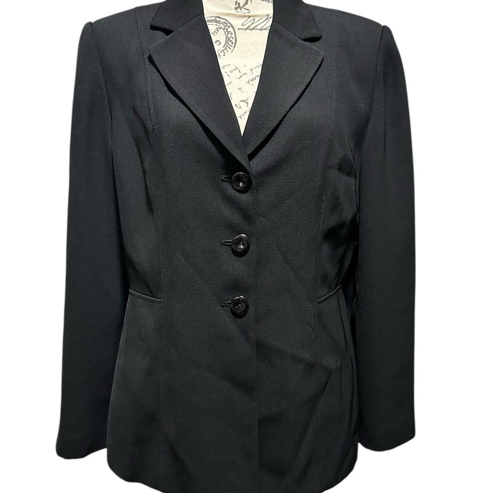 Larry Levine Elegant Black Blazer